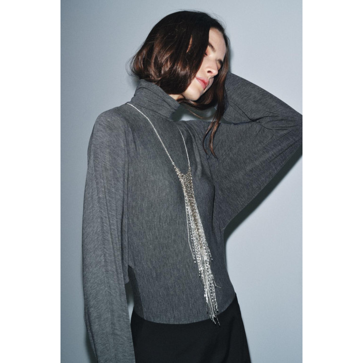 Водолазка с высоким воротником