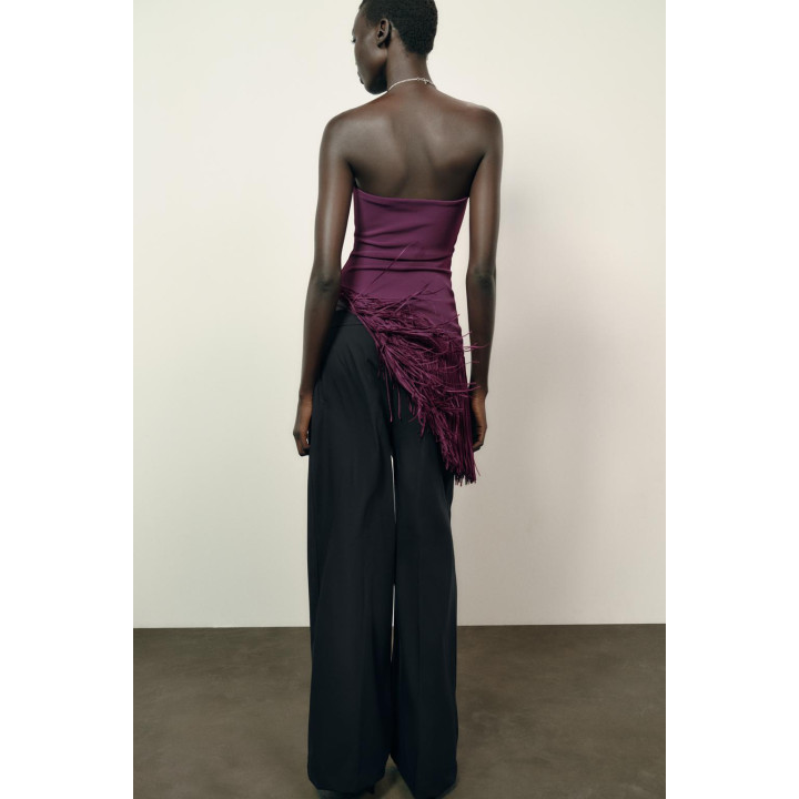 ЭЛАСТИЧНЫЙ ТОП-БАНДО С БАХРОМОЙ