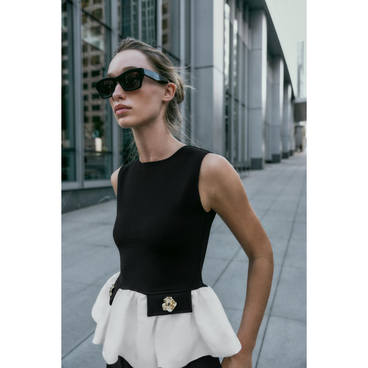 Топ с контрастным растяжением