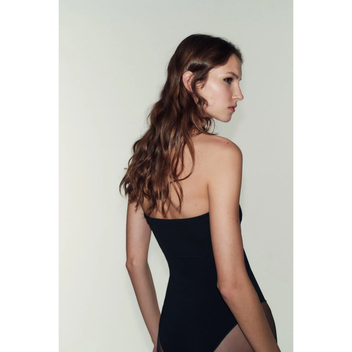 ЭЛАСТИЧНОЕ БОДИ БАНДО С БЛЕСКОМ