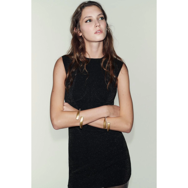 КОРОТКОЕ ЭЛАСТИЧНОЕ ПЛАТЬЕ С БЛЁСТКАМИ