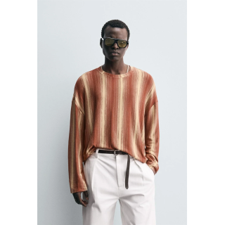 СВОБОДНАЯ ФУТБОЛКА В ПОЛОСКУ