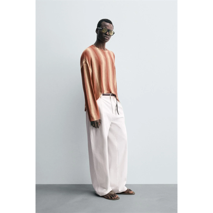 СВОБОДНАЯ ФУТБОЛКА В ПОЛОСКУ