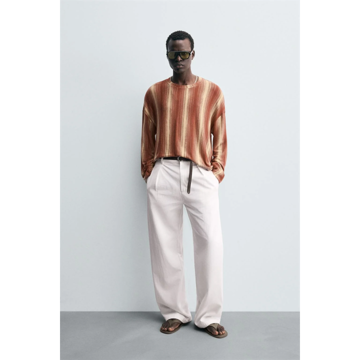 СВОБОДНАЯ ФУТБОЛКА В ПОЛОСКУ