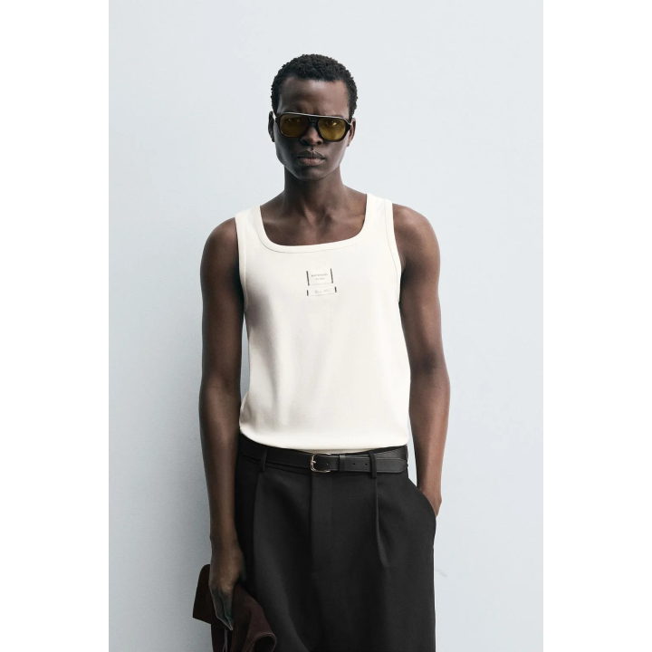 МАЙКА С ЭТИКЕТКАМИ