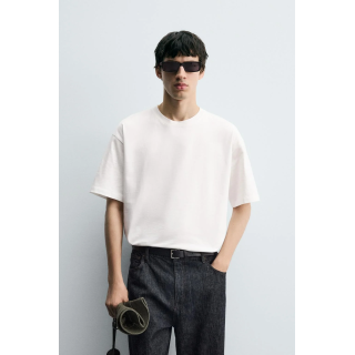 ФУТБОЛКА С ВЫШИТОЙ НАШИВКОЙ