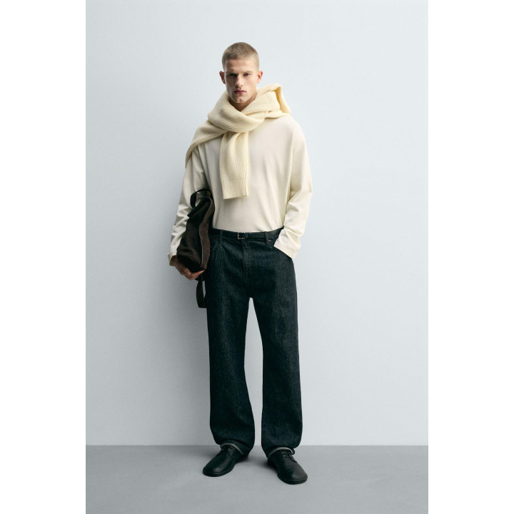 ФУТБОЛКА С ДВОЙНОЙ ОТДЕЛКОЙ И КОНТРАСТНЫМИ ДЕТАЛЯМИ