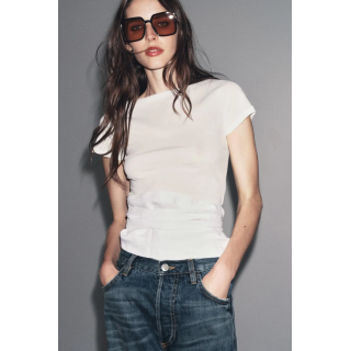 SHORT SLEEVE T-SHIRT