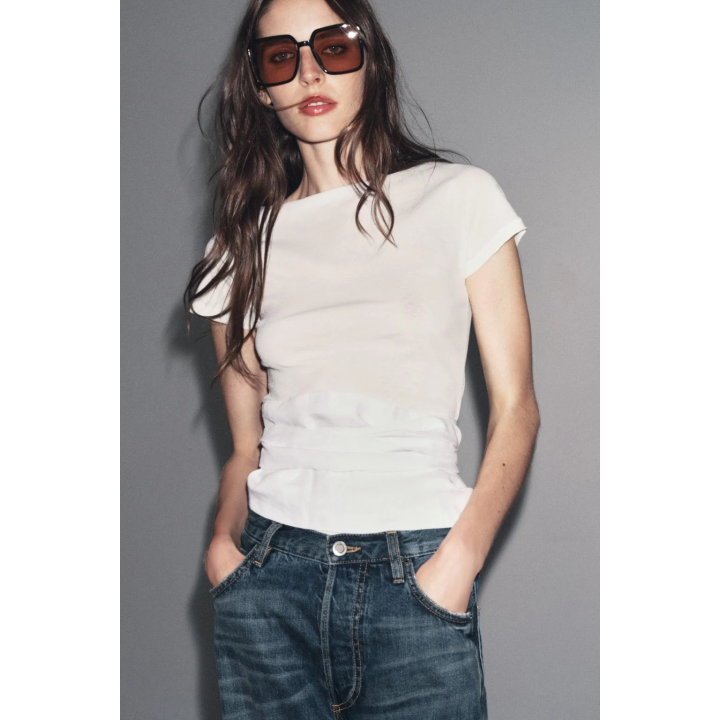 SHORT SLEEVE T-SHIRT