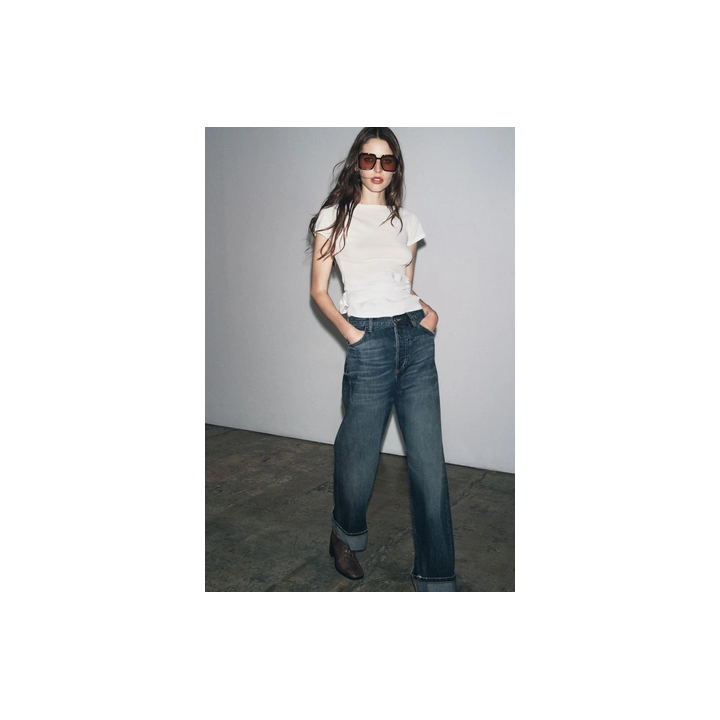 SHORT SLEEVE T-SHIRT