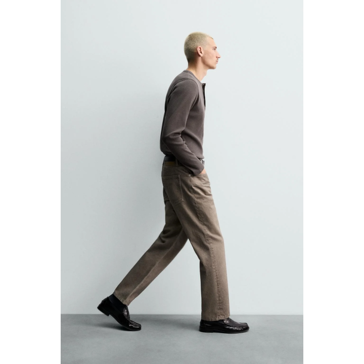 ДЖИНСЫ STRAIGHT FIT С ВЫТРАВЛЕННЫМ ПРИНТОМ