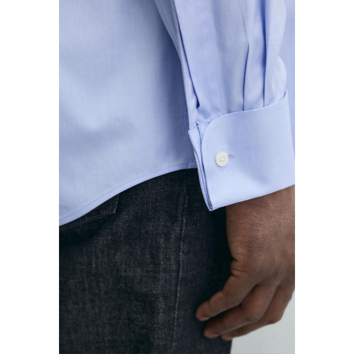 РУБАШКА ИЗ РЕЛЬЕФНОЙ ТКАНИ С МАНЖЕТАМИ ПОД ЗАПОНКИ