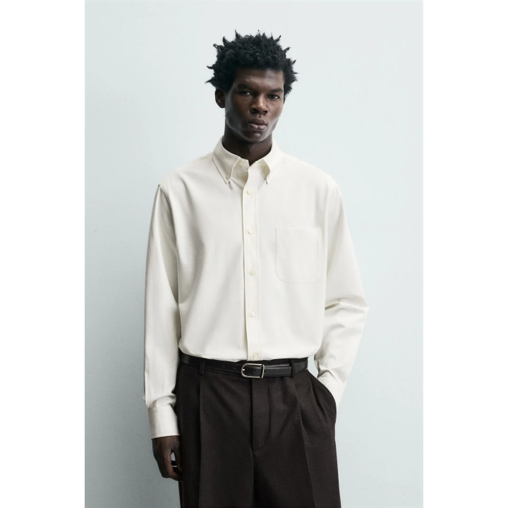 РУБАШКА КЛАССИЧЕСКОГО КРОЯ ИЗ РЕЛЬЕФНОЙ ТКАНИ ЛИМИТИРОВАННАЯ СЕРИЯ