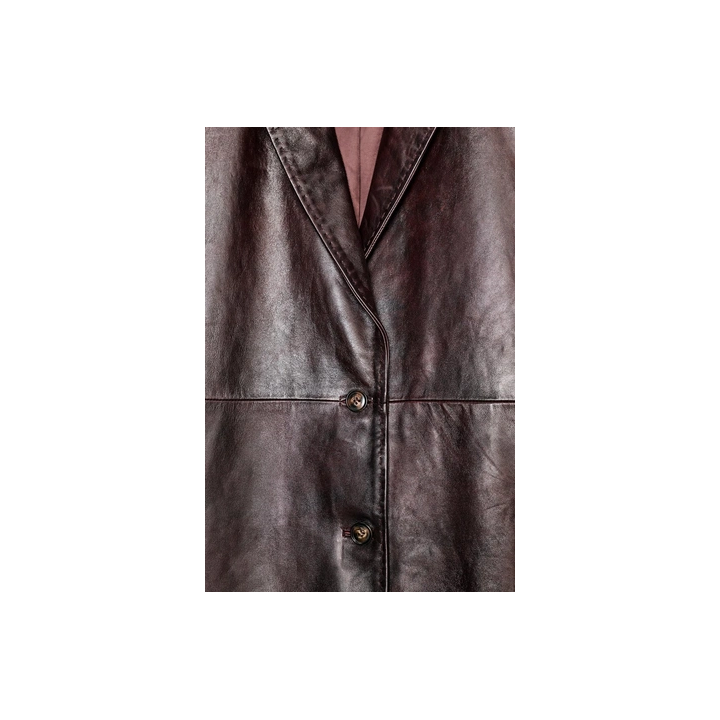 ПАЛЬТО ИЗ 100% КОЖИ СО СТРОЧКОЙ