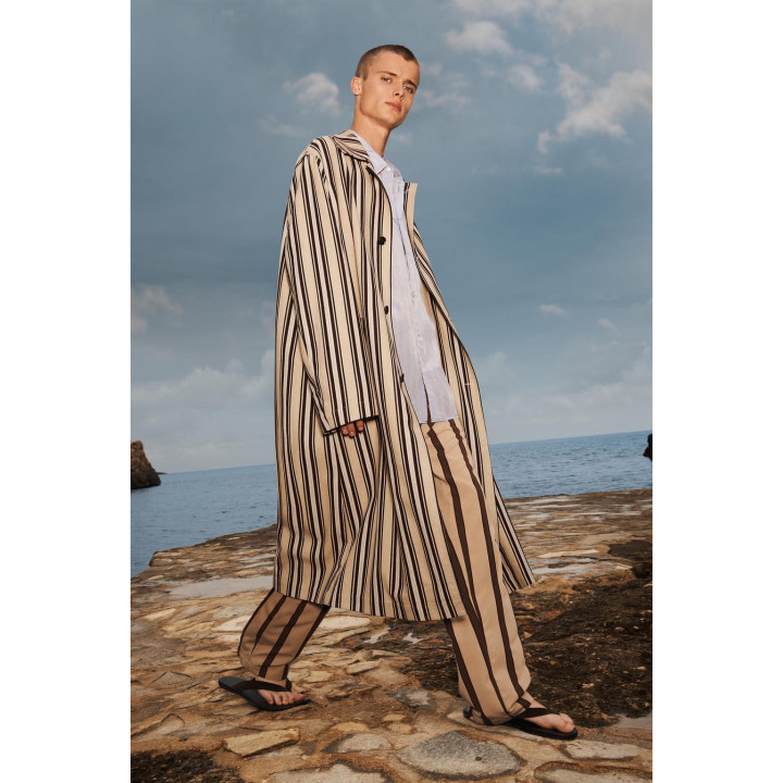 Хлопково-льняное пальто в полоску limited edition