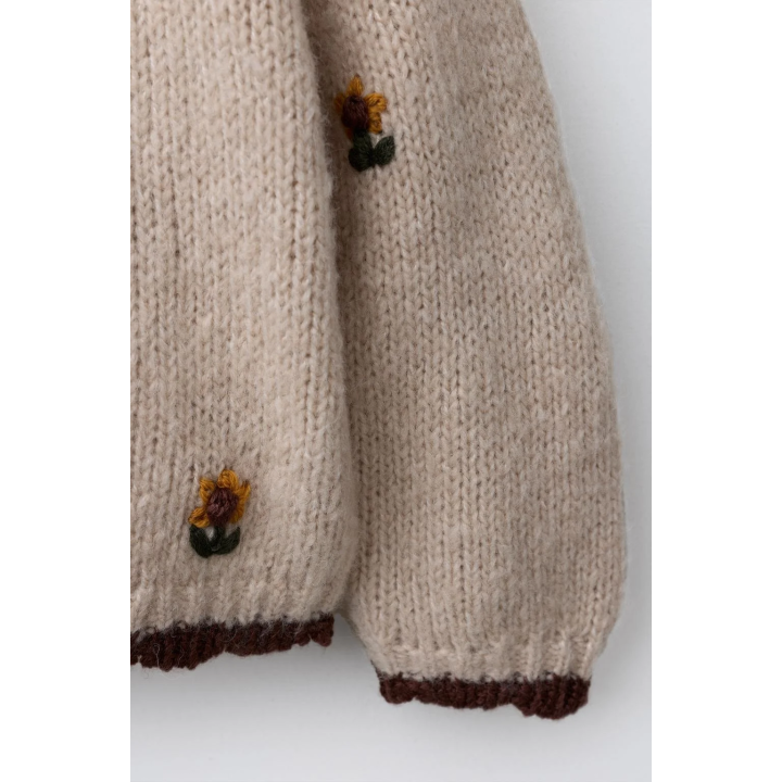 ТРИКОТАЖНЫЙ ДЖЕМПЕР С ВЫШИВКОЙ «ПОДСОЛНУХИ»