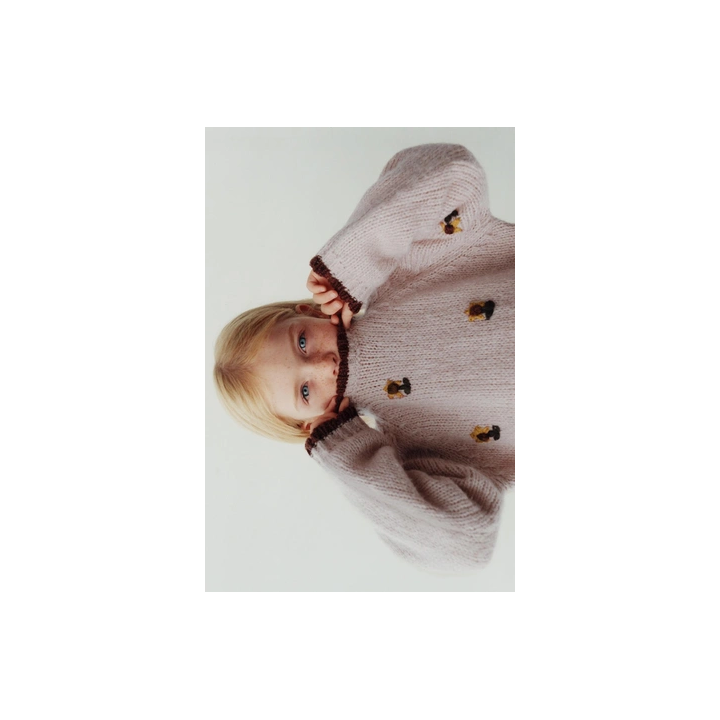 ТРИКОТАЖНЫЙ ДЖЕМПЕР С ВЫШИВКОЙ «ПОДСОЛНУХИ»