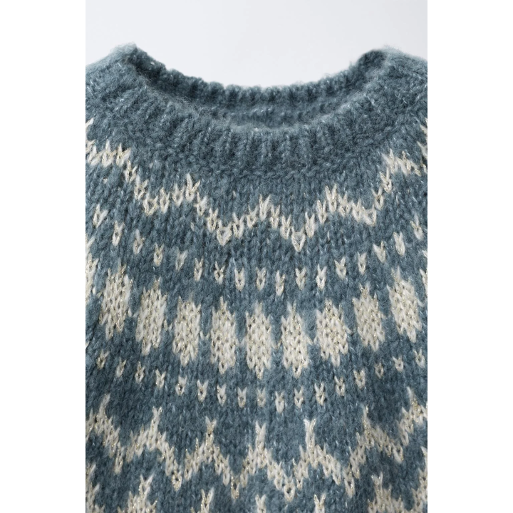 ЖАККАРДОВЫЙ СВИТЕР С БЛЕСКОМ