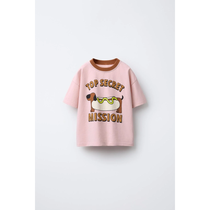 ФУТБОЛКА С ПРИНТОМ И КОНТРАСТНОЙ ОТДЕЛКОЙ