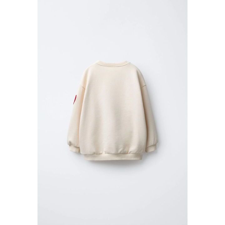 ТОЛСТОВКА С ВЫШИТЫМИ СЕРДЦАМИ