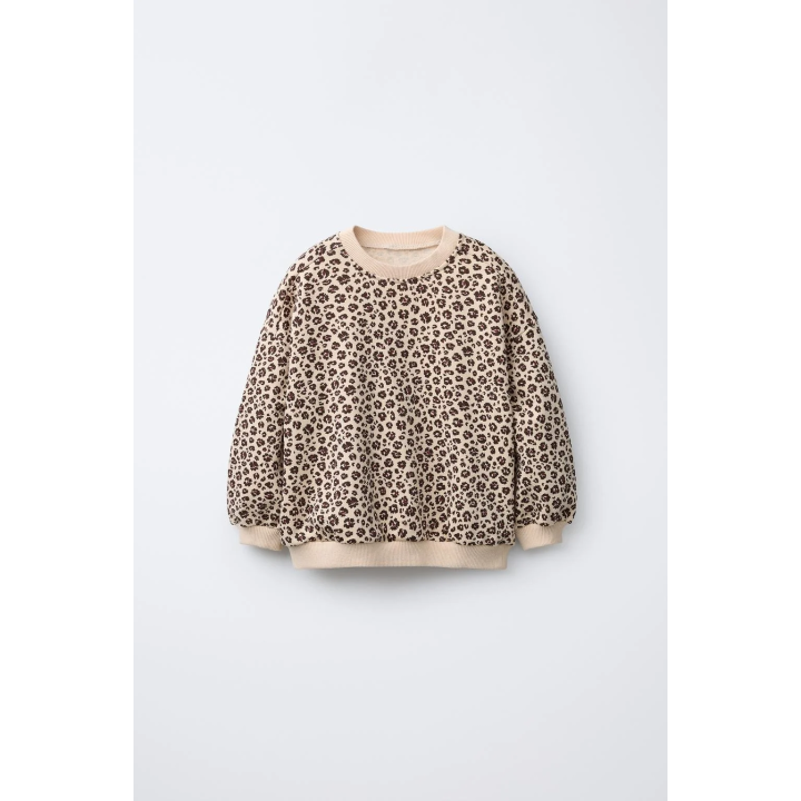 ТОЛСТОВКА С АНИМАЛИСТИЧЕСКИМ ПРИНТОМ