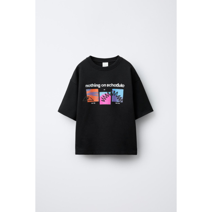 ФУТБОЛКА С РЕЛЬЕФНЫМ ПРИНТОМ