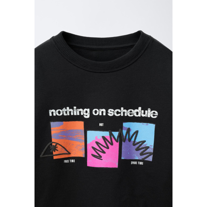 ФУТБОЛКА С РЕЛЬЕФНЫМ ПРИНТОМ