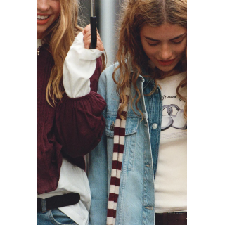 ФУТБОЛКА В РУБЧИК С СЕРДЦАМИ И ТЕКСТОМ