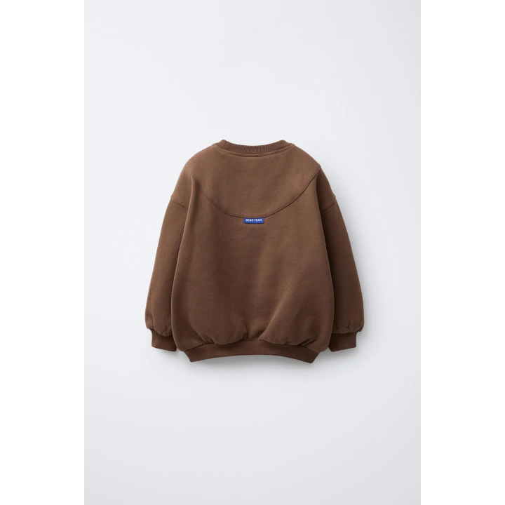 Свитшот с вышитым медведем