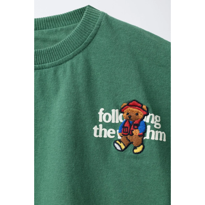 ЛОНГСЛИВ С ВЫШИВКОЙ «МЕДВЕДЬ»