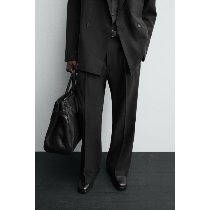 СТРУЯЩИЕСЯ КОСТЮМНЫЕ БРЮКИ