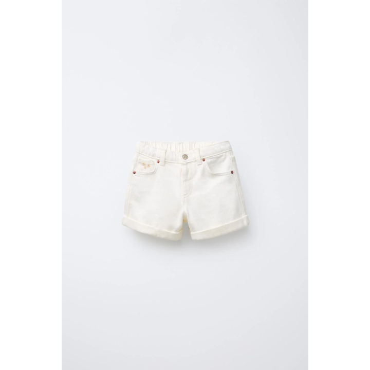 ДЖИНСОВЫЕ ШОРТЫ С ЦВЕТОЧНОЙ ВЫШИВКОЙ