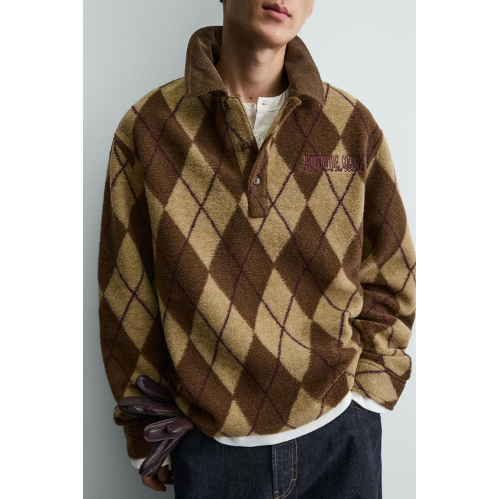 Поло с рельефным узором diamond jacquard