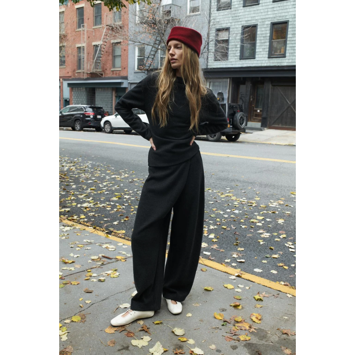 МЯГКИЙ ТОП СО СБОРКАМИ