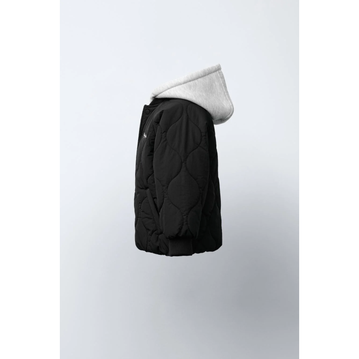 СТЕГАНЫЙ БОМБЕР С КАПЮШОНОМ WATER REPELLENT