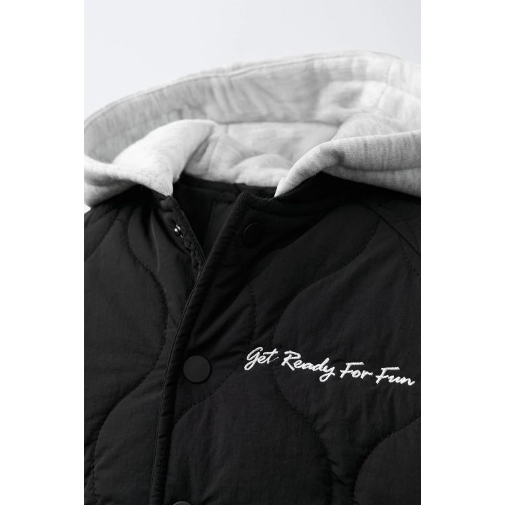 СТЕГАНЫЙ БОМБЕР С КАПЮШОНОМ WATER REPELLENT