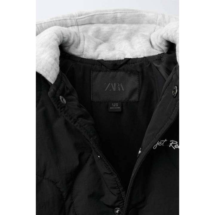 СТЕГАНЫЙ БОМБЕР С КАПЮШОНОМ WATER REPELLENT