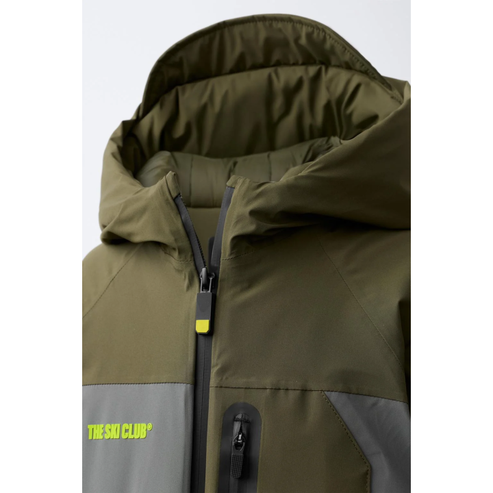COLOUR BLOCK HOODED WATERPROOF AND WINDPROOF JACKET RECCO® SYSTEM SKI COLLECTION