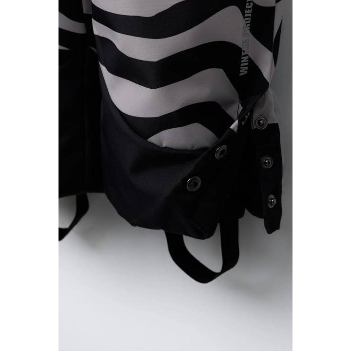 КОМБИНЕЗОН ДЛЯ ЛЫЖ С ВОДО- И ВЕТРОЗАЩИТОЙ, ПРИНТ «ЗЕБРА»