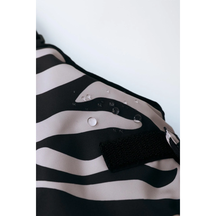 КОМБИНЕЗОН ДЛЯ ЛЫЖ С ВОДО- И ВЕТРОЗАЩИТОЙ, ПРИНТ «ЗЕБРА»