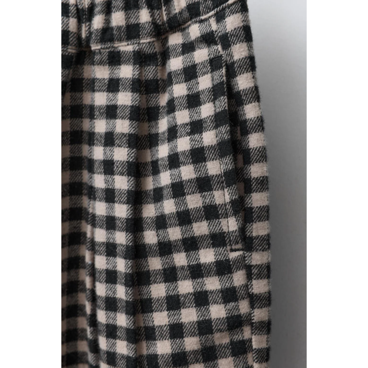 Брюки в клетку с объемным кроем