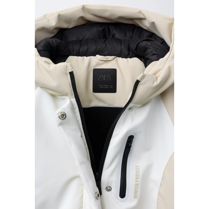 ВОДОНЕПРОНИЦАЕМАЯ И ВЕТРОЗАЩИТНАЯ ЛЫЖНАЯ КУРТКА COLOR BLOCK