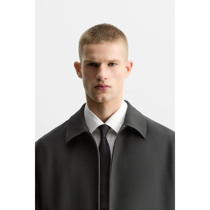 ГАЛСТУК ОБЛЕГАЮЩЕГО КРОЯ ИЗ 100% ШЕЛКА