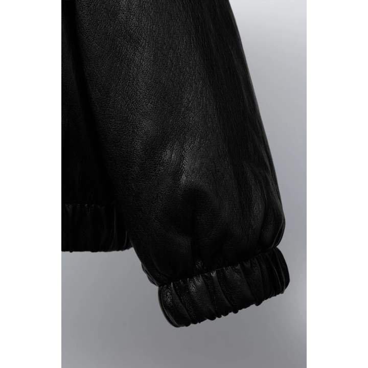 СТЕГАНАЯ КУРТКА ИЗ ИСКУССТВЕННОЙ КОЖИ