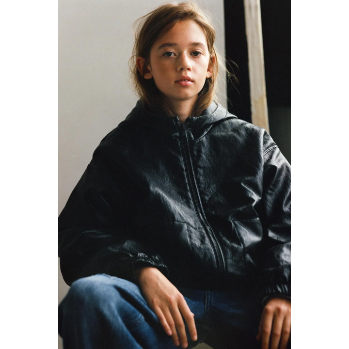 СТЕГАНАЯ КУРТКА ИЗ ИСКУССТВЕННОЙ КОЖИ