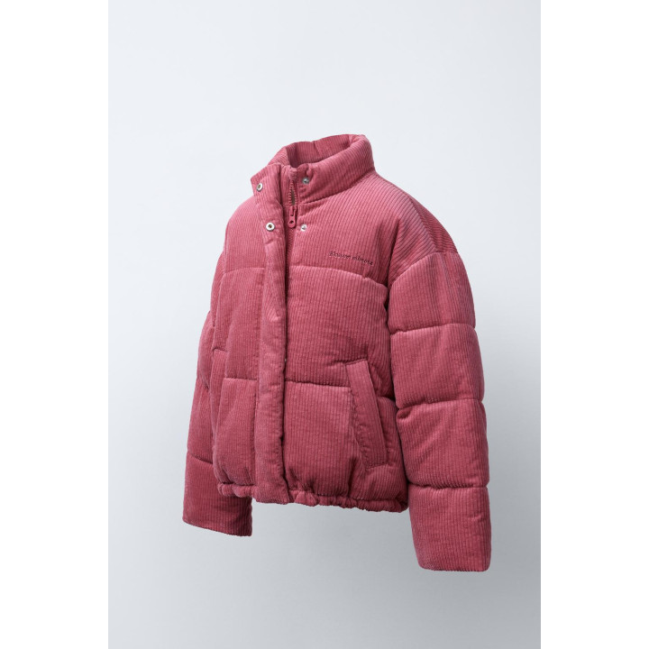 СТЕГАНАЯ ВЕЛЬВЕТОВАЯ КУРТКА С ВЫШИВКОЙ