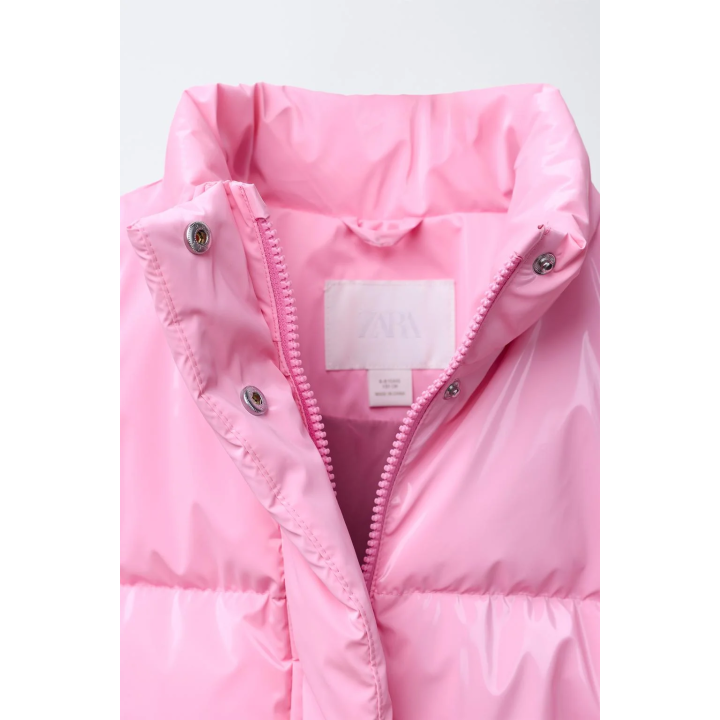 СТЕГАНАЯ КУРТКА С БЛЕСТЯЩЕЙ ОТДЕЛКОЙ