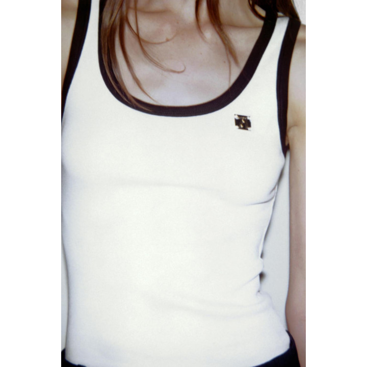 ТОП С ОТДЕЛКОЙ И БРОШЬЮ ZARA