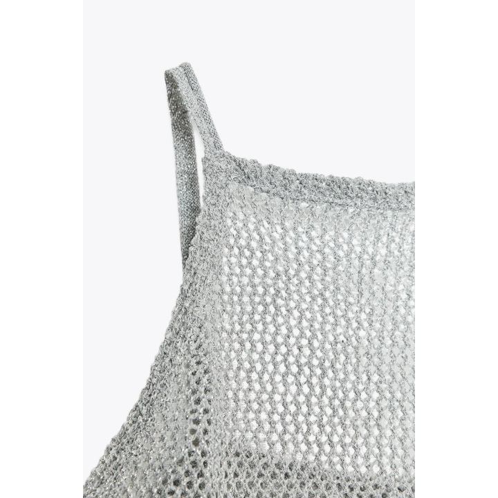 ВЯЗАНЫЙ ТОП С МЕТАЛЛИЗИРОВАННОЙ НИТЬЮ