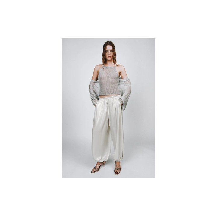 ВЯЗАНЫЙ ТОП С МЕТАЛЛИЗИРОВАННОЙ НИТЬЮ